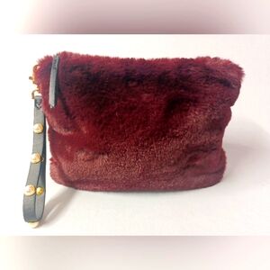Stella & Dot Maven Burgundy Faux Fur Clutch / Wristlet Purse NWOT